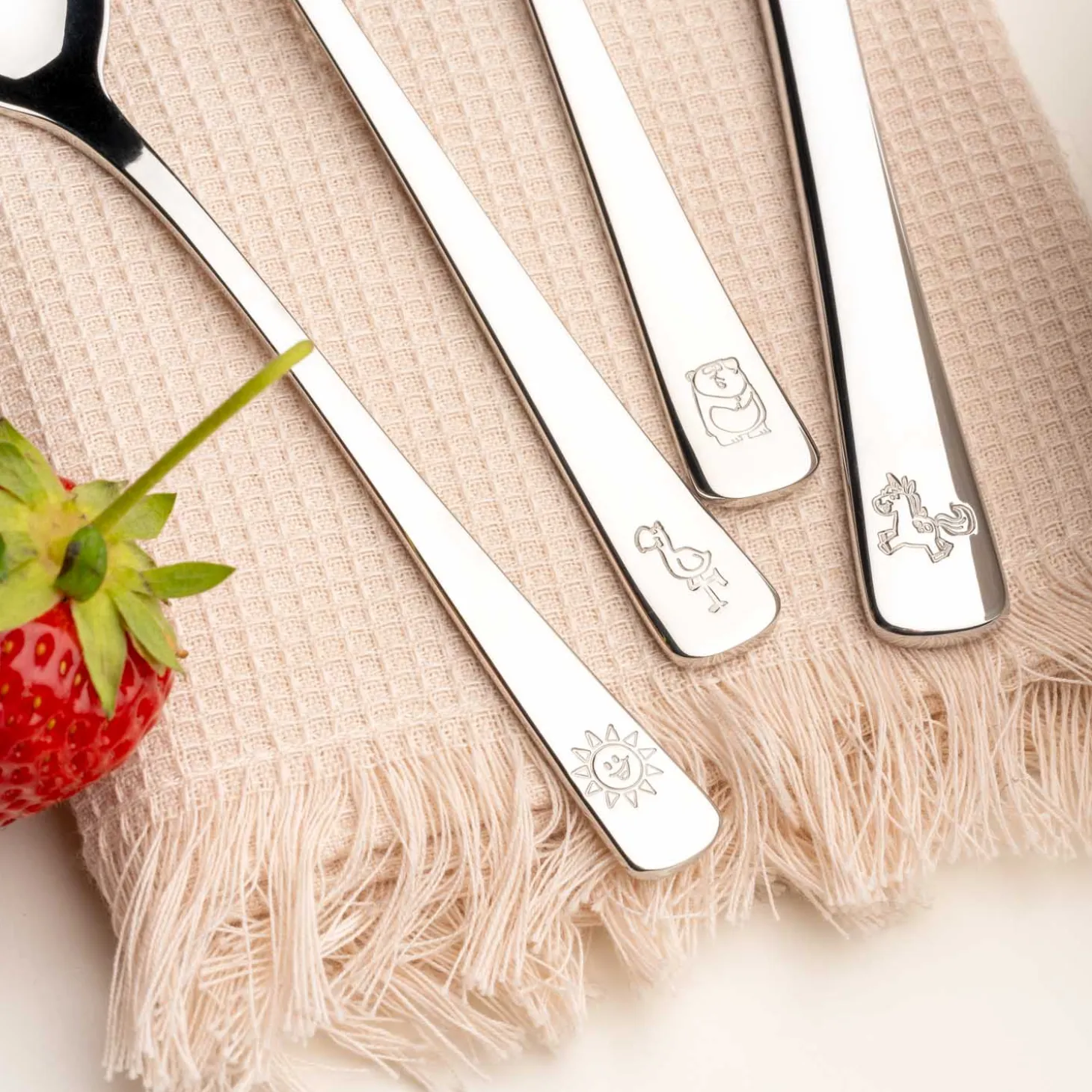 Kinderbesteck BAMBINI 4-teilig silber Panda, Einhorn, Flamingo